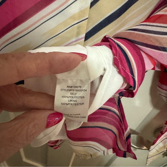 Pale Sky - Striped, Blouse, button down Back, open sleeves, with tie, Size XL - Picture 9 of 9